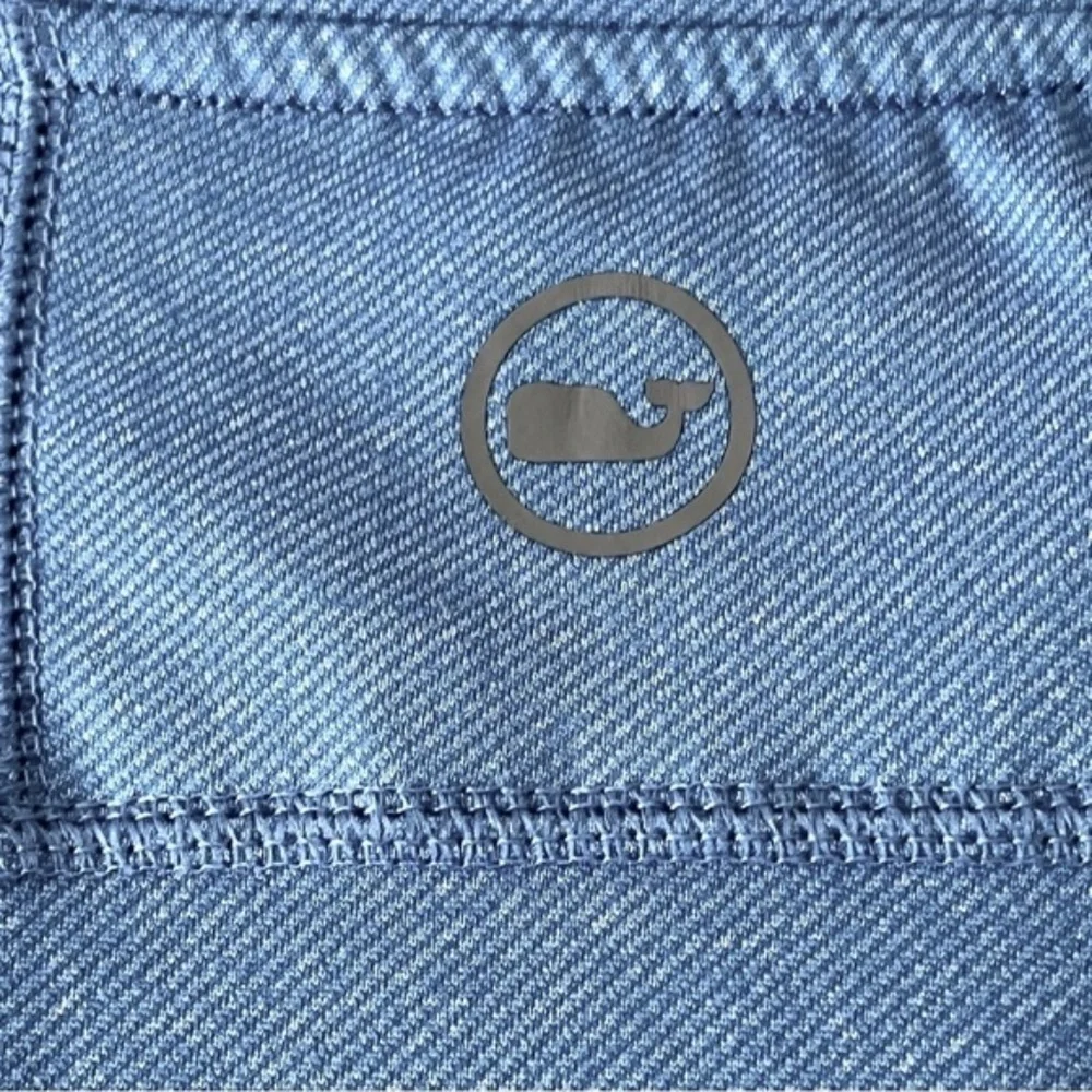 Vineyard Vines | Blue Flagler Performance 1/2 Zip Athletic Pullover, Medium - Picture 5 of 6